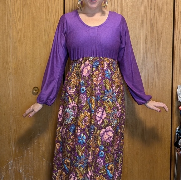 Vintage Hostess Dress By BeeLine - Picture 9 of 9